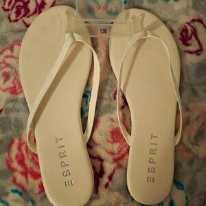 ESPRIT PARTY FLIP FLOP SANDAL ~ Custard White ~ Women's 6.5 ~ NWT
